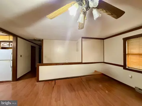 Living - 308 Snyder Rd, Oley, PA 19547 photo 1 of 1