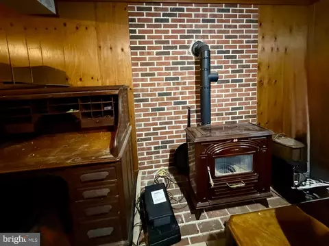 Entry Way - 308 Snyder Rd, Oley, PA 19547 photo 2 of 2