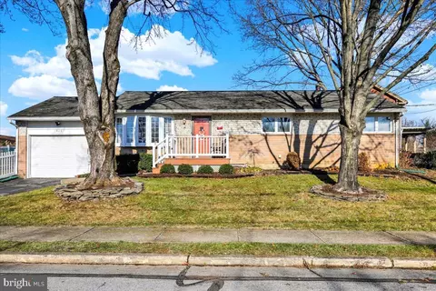 415 Franklin St, Wernersville, PA 19565