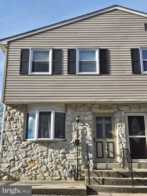 448 N 14th St, Reading, PA 19604