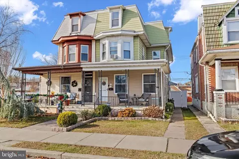 202 N Miller St, Reading, PA 19607 photo 2