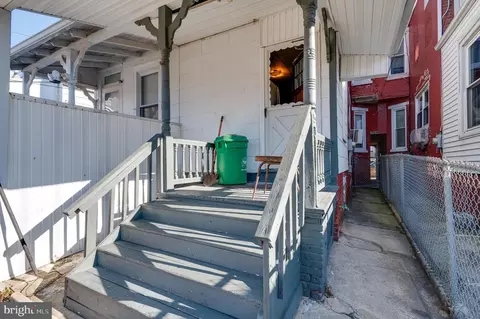 Exterior - 840 Locust St, Reading, PA 19604 photo 2 of 3