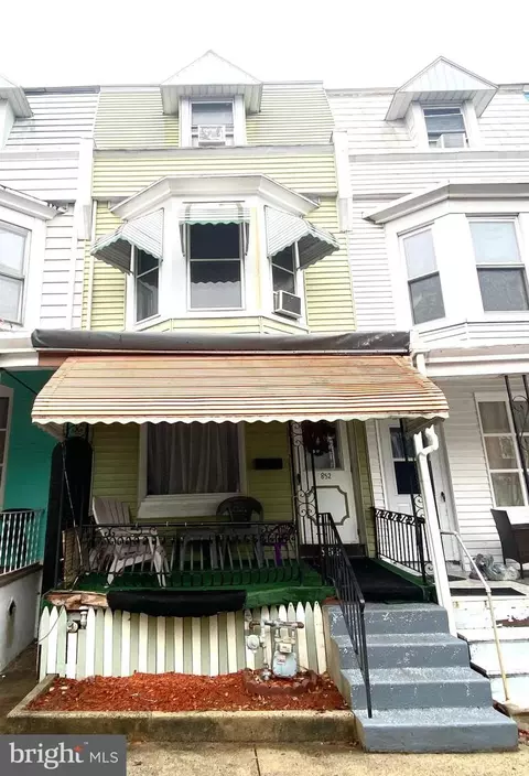 852 N 12th St, Reading, PA 19604