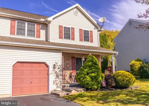 3311 Wyoming Dr N, Reading, PA 19608