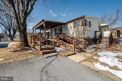3450 Mountain Rd #M74, Hamburg, PA 19526