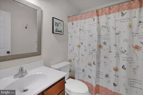 383 Oneida Dr, Reading, PA 19608 photo 16