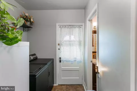 2315 Spring St, Reading, PA 19609 photo 12
