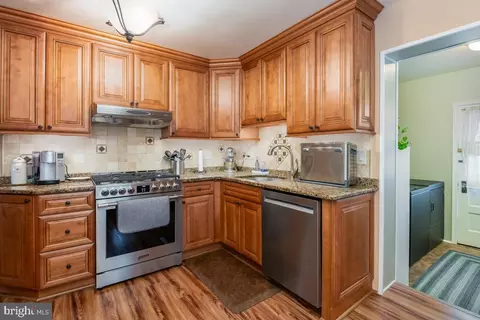 2315 Spring St, Reading, PA 19609 photo 11