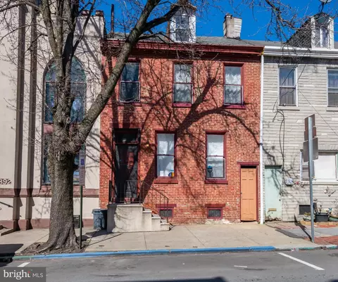 517 Chestnut St, Reading, PA 19602 photo 2