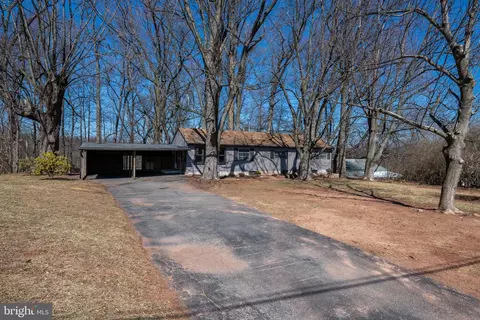 501 Alleghenyville Rd, Mohnton, PA 19540