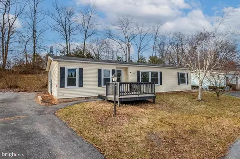 309 Hill Ln, Birdsboro, PA 19508