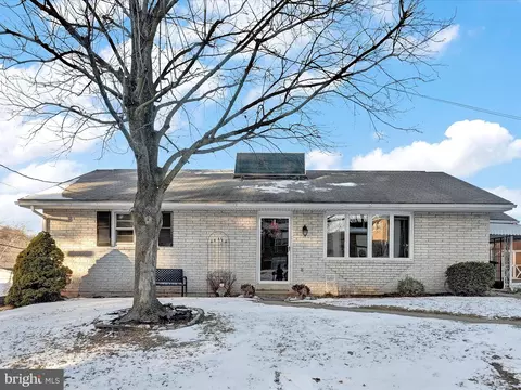 115 Grandview Dr, Reading, PA 19607