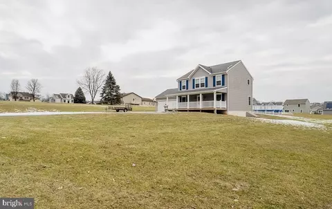 7690 Lancaster Ave, Myerstown, PA 17067