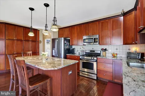 Kitchen - 2 Cedarcrest Ln, Oley, PA 19547 photo 4 of 5