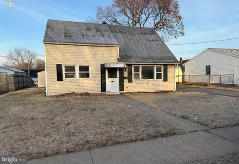 5124 Allentown Pi, Temple, PA 19560
