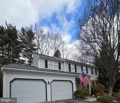 1123 Pepper Ridge Dr, Reading, PA 19606