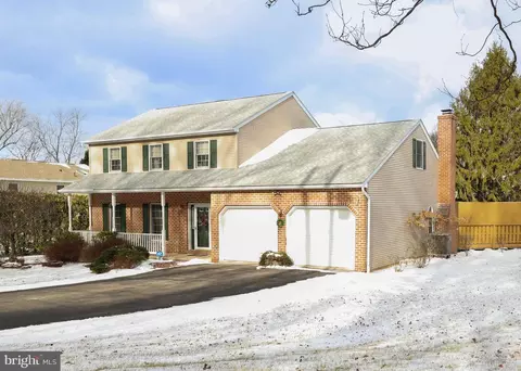 30 Hartman Rd, Reading, PA 19606