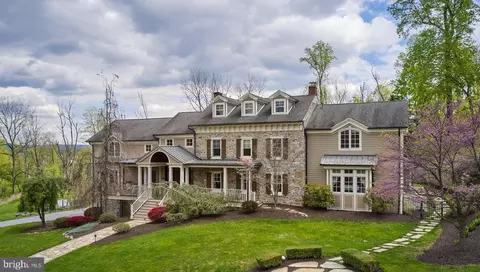 836 Memorial Hwy, Oley, PA 19547