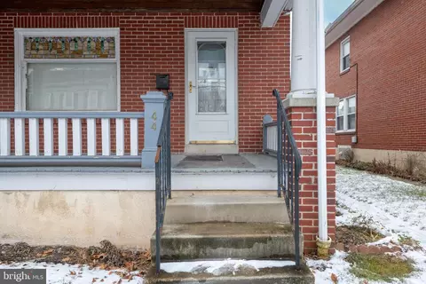 44 Cacoosing Ave, Sinking Spring, PA 19608 photo 4