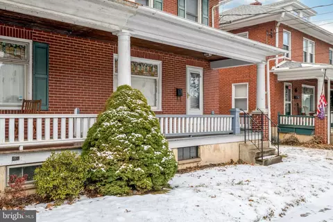 44 Cacoosing Ave, Sinking Spring, PA 19608 photo 3