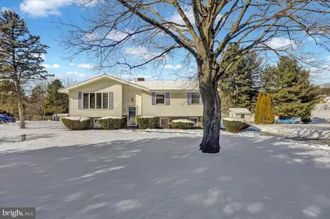 545 Prison Rd, Leesport, PA 19533