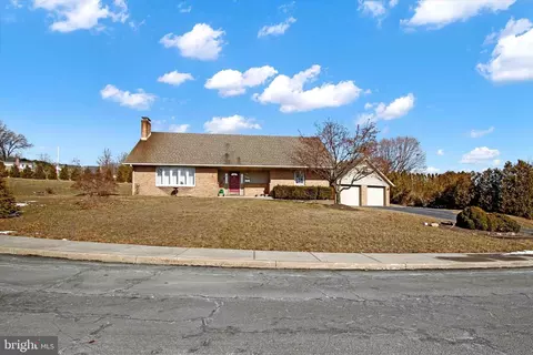 400 Chestnut St, Hamburg, PA 19526