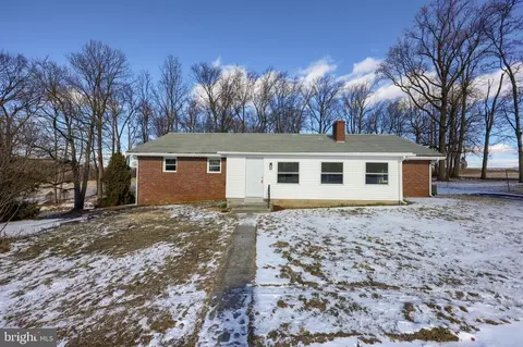 Exterior - 41 Moravian Schl Rd, Oley, PA 19547 photo 2 of 5