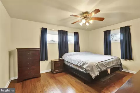 Bedroom - 140 Oberlin Ave, Reading, PA 19608 photo 2 of 3