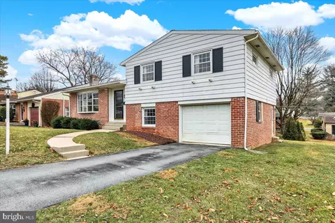 Exterior - 140 Oberlin Ave, Reading, PA 19608 photo 2 of 3