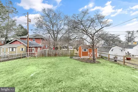 Exterior - 111 N Dwight St, Reading, PA 19609 photo 8 of 9