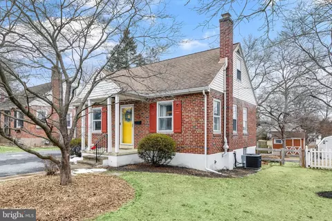 Exterior - 111 N Dwight St, Reading, PA 19609 photo 4 of 9