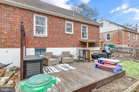 Exterior - 111 N Dwight St, Reading, PA 19609 photo 7 of 9