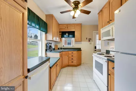 Kitchen - 111 N Dwight St, Reading, PA 19609 photo 3 of 4