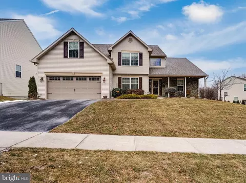 35 Harry Ave, Reading, PA 19607