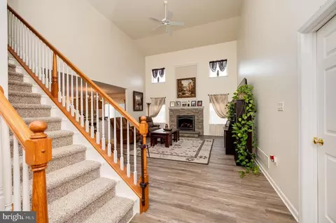 Entry Way - 35 Harry Ave, Reading, PA 19607 photo 4 of 13