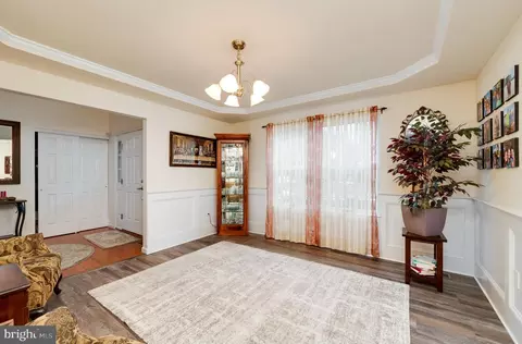 Entry Way - 35 Harry Ave, Reading, PA 19607 photo 2 of 13