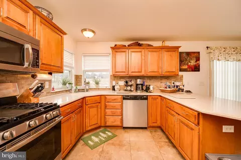 Kitchen - 35 Harry Ave, Reading, PA 19607 photo 3 of 4