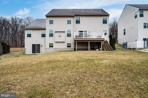 Exterior - 35 Harry Ave, Reading, PA 19607 photo 5 of 9