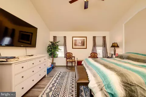 Bedroom - 35 Harry Ave, Reading, PA 19607 photo 4 of 7