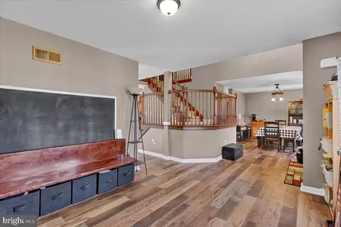 777 Mountain View Rd, Reading, PA 19607 photo 5
