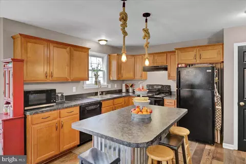 777 Mountain View Rd, Reading, PA 19607 photo 11