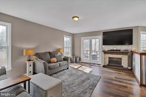 777 Mountain View Rd, Reading, PA 19607 photo 8