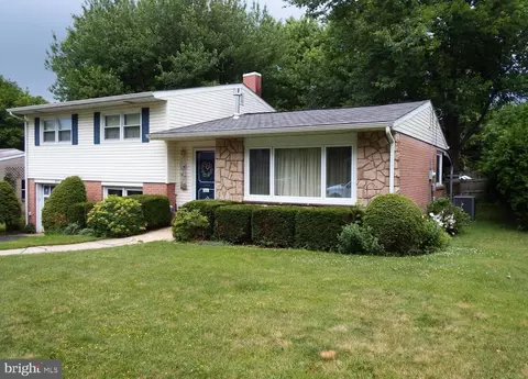 Exterior - 165 Octagon Ave, Reading, PA 19608 photo 4 of 4