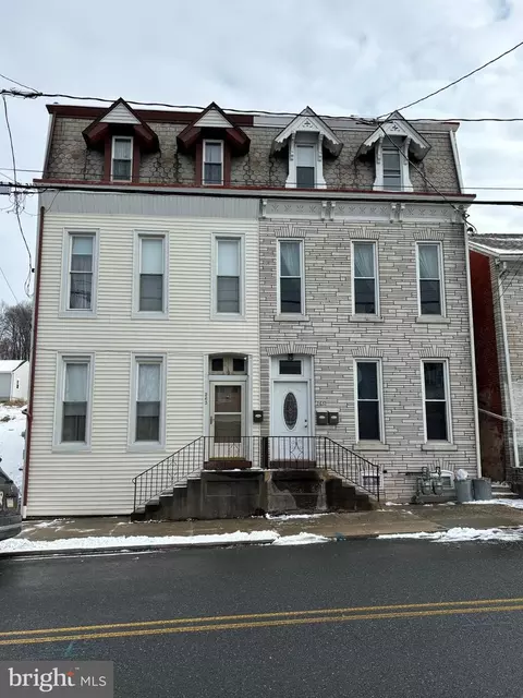 265 S 4th St, Hamburg, PA 19526