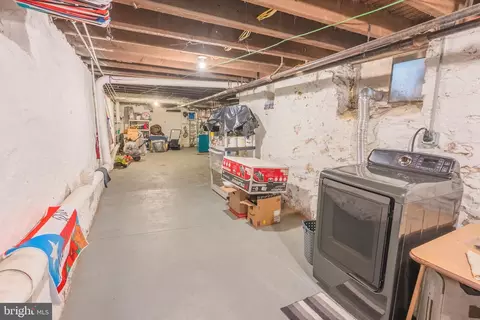 105 Windsor St, Reading, PA 19601 photo 35