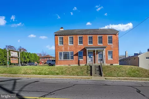 1530 New Holland Rd, Reading, PA 19607