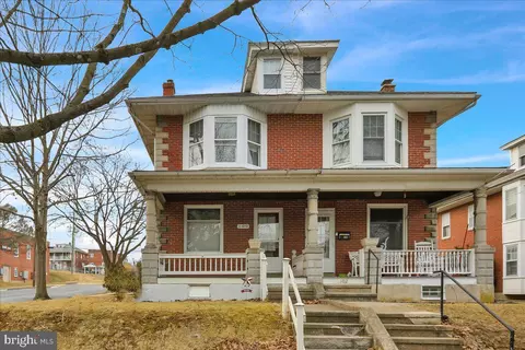 100 N Sterley St, Reading, PA 19607 photo 2