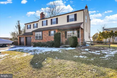 4217 Merrybells Ct, Reading, PA 19605