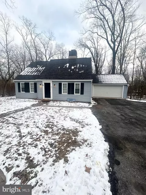 261 Skyline Dr, Reading, PA 19606