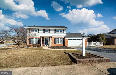 1205 Peachwood Dr, Reading, PA 19608